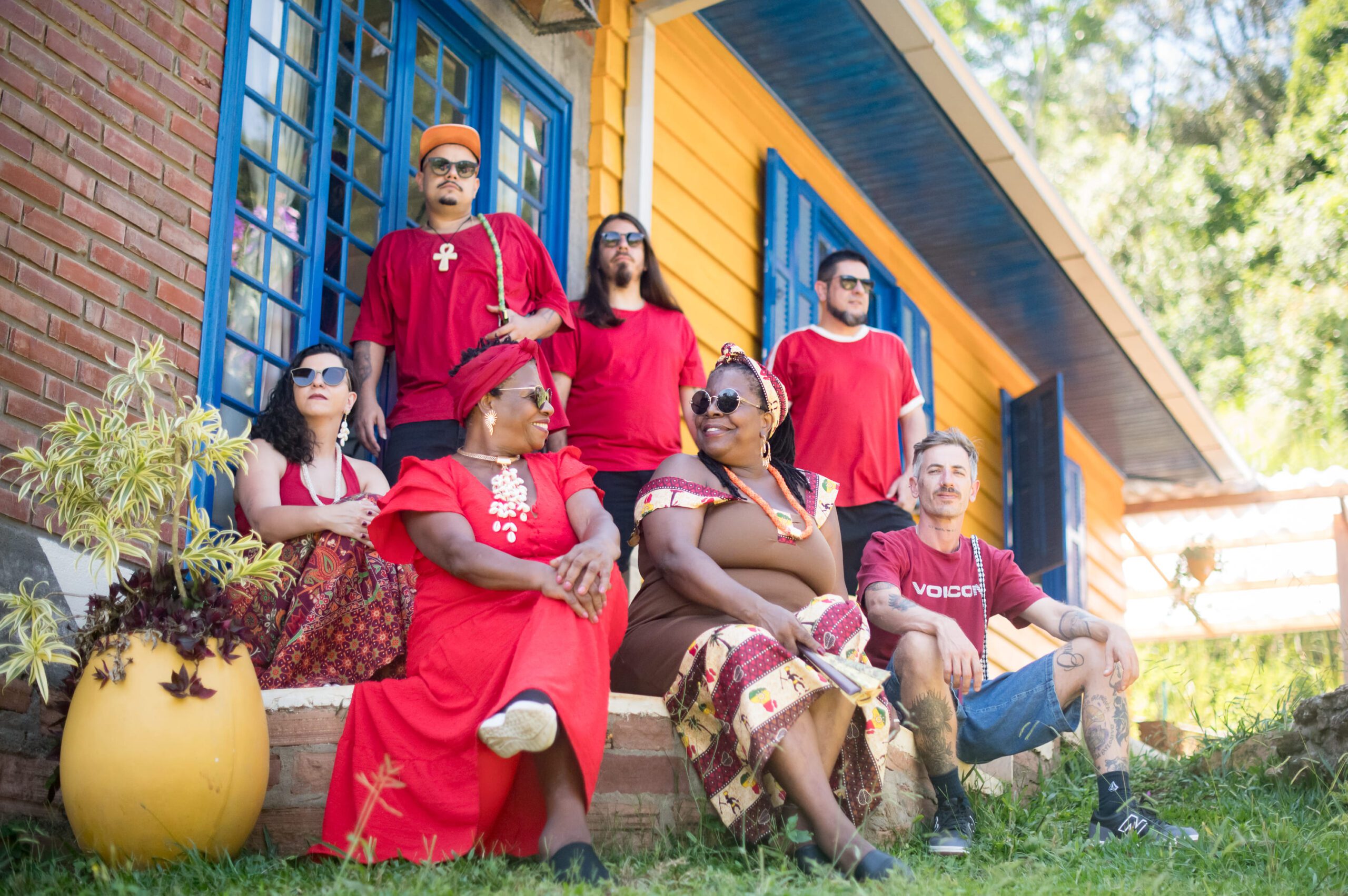 Marietti Fialho e Os Viajantes na Terra feat Paulo Dion&iacute;sio